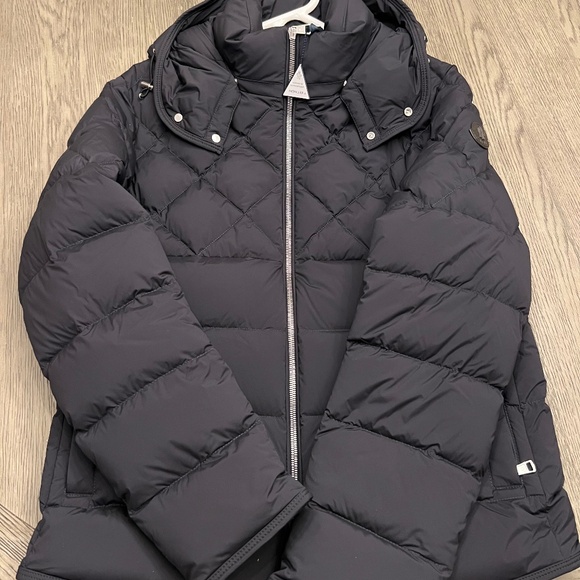 Moncler puffer coat - Picture 1 of 5